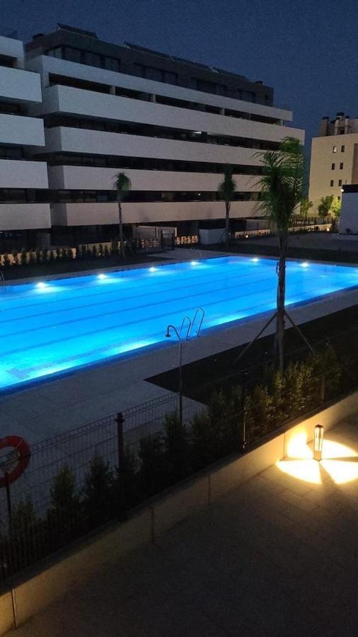 Holidays2Torremolinos Alamos 3 Bedroom & Terrace & Pool Buitenkant foto