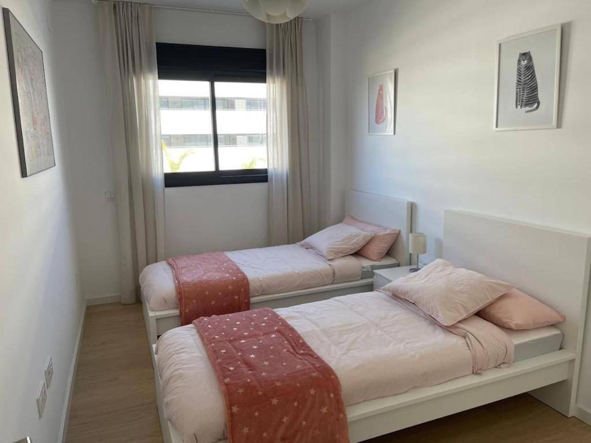 Holidays2Torremolinos Alamos 3 Bedroom & Terrace & Pool Buitenkant foto